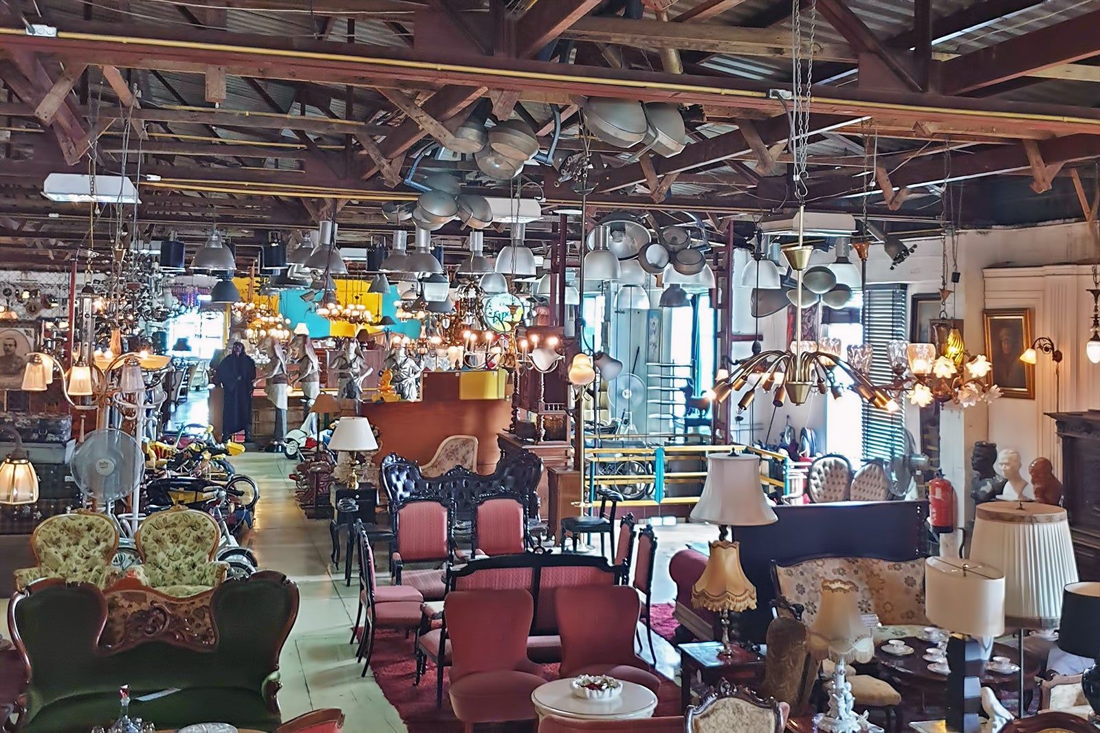 Papaya Design Furniture & Studio in Bangkok