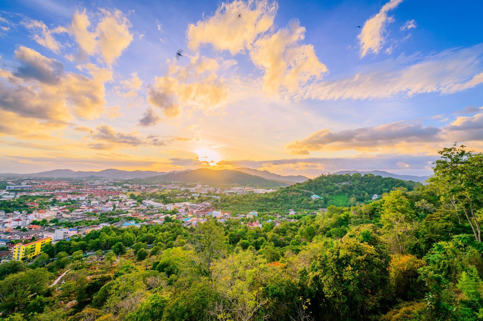 Sunrise at Khao Rang Viewpoint