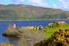 Foto de <a href="https://pixabay.com/photos/urquhart-castle-loch-ness-scotland-2335810/" target="_blank" rel="noreferrer">woodypino</a> (<a href="https://creativecommons.org/share-your-work/public-domain/cc0/" target="_blank" rel="noreferrer">CC0</a>) modificada