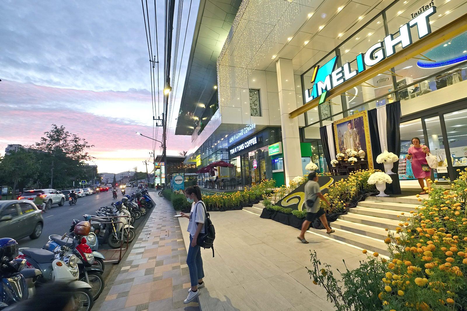 Limelight Avenue Phuket