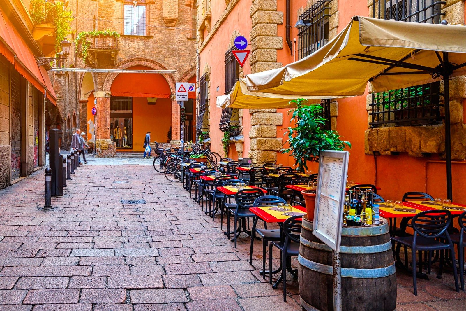 Best Local Restaurants in Bologna
