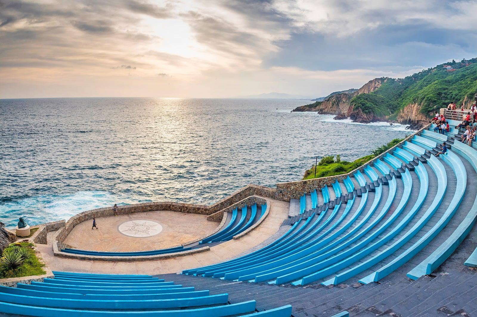 Things to Do in Acapulco on a Small Budget