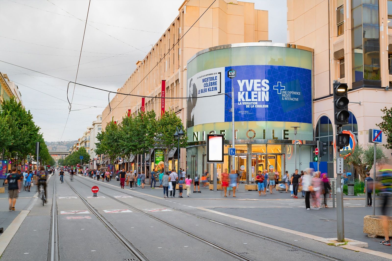 Best Places to Go Shopping in Nice