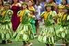 Foto di <a href="https://pixabay.com/en/hawaiian-hula-dancers-aloha-stadium-377653/" target="_blank" rel="noreferrer">skeeze</a> (<a href="https://creativecommons.org/share-your-work/public-domain/cc0/" target="_blank" rel="noreferrer">CC0</a>) modificata