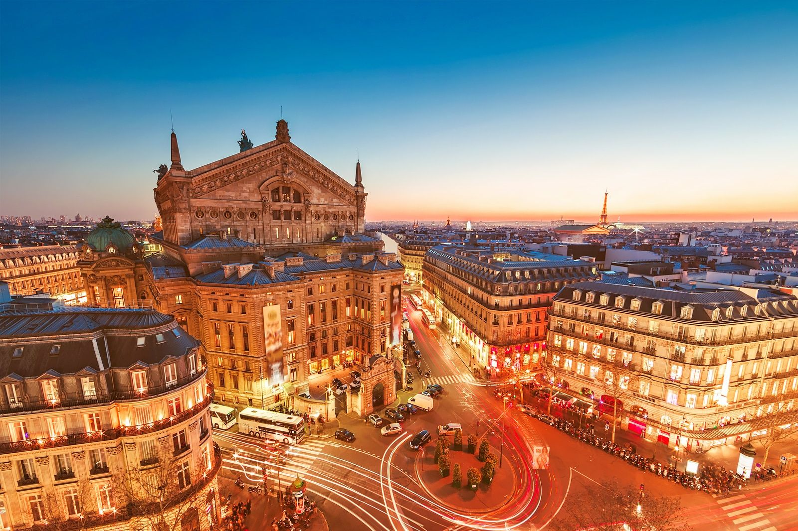 Great Rooftop Restaurants in Paris
