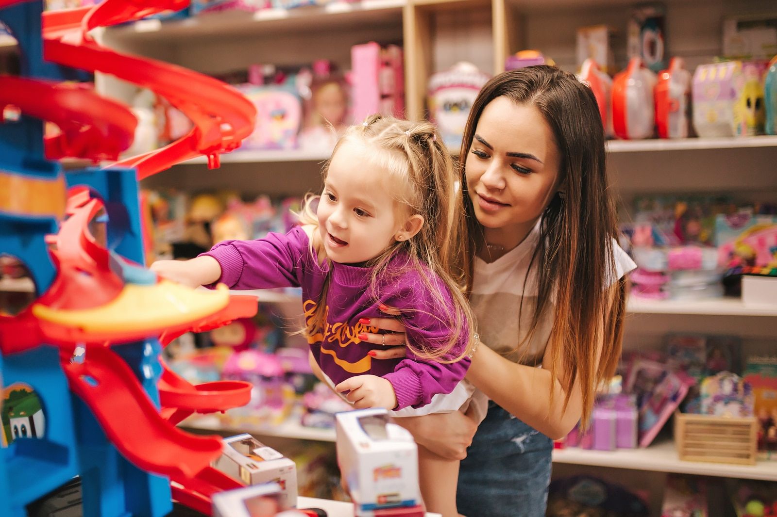 Best Places to Go Shopping at Disney World Florida