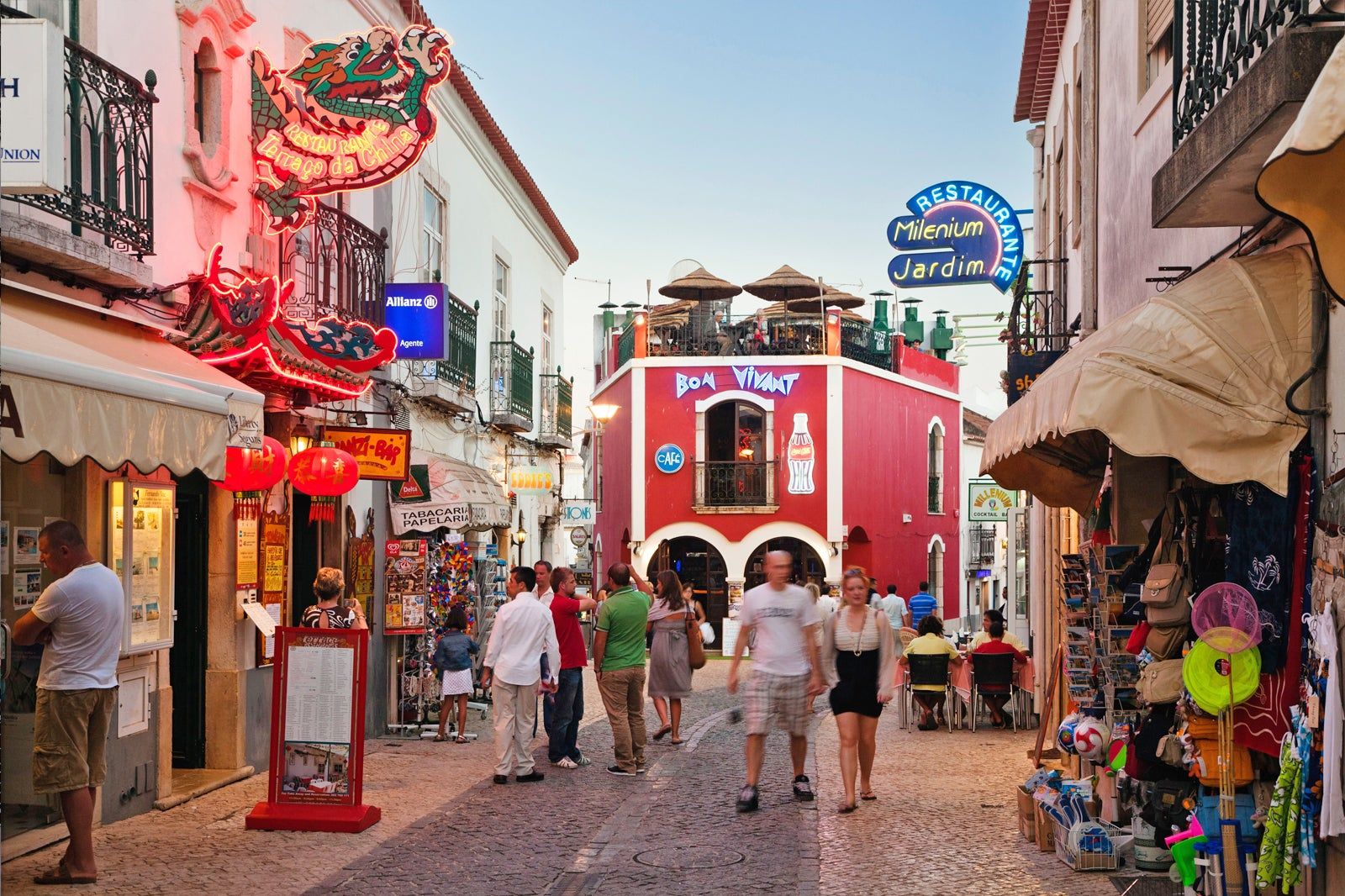 Best Nightlife Experiences in Lagos, Portugal