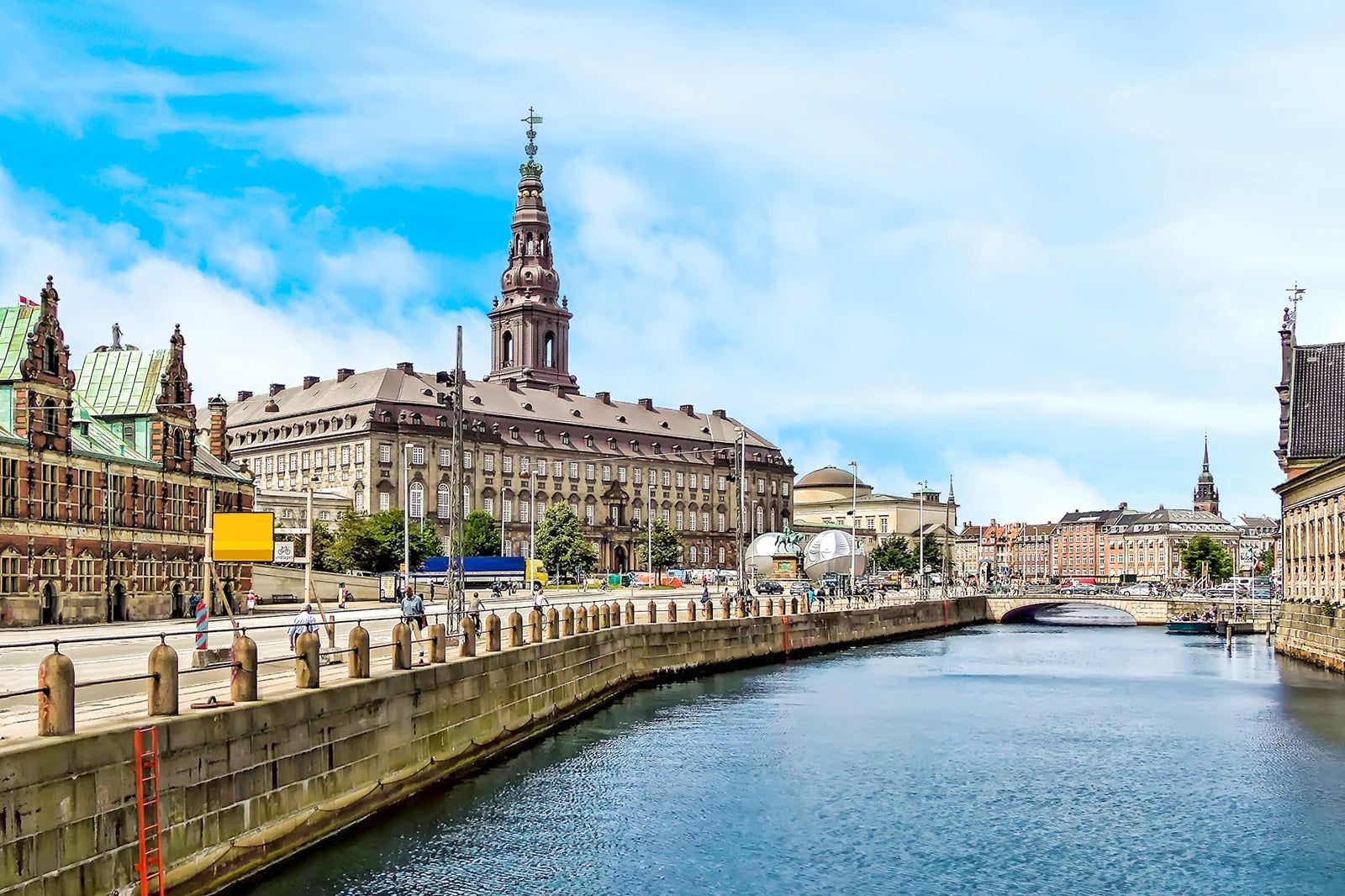 Slotsholmen i København