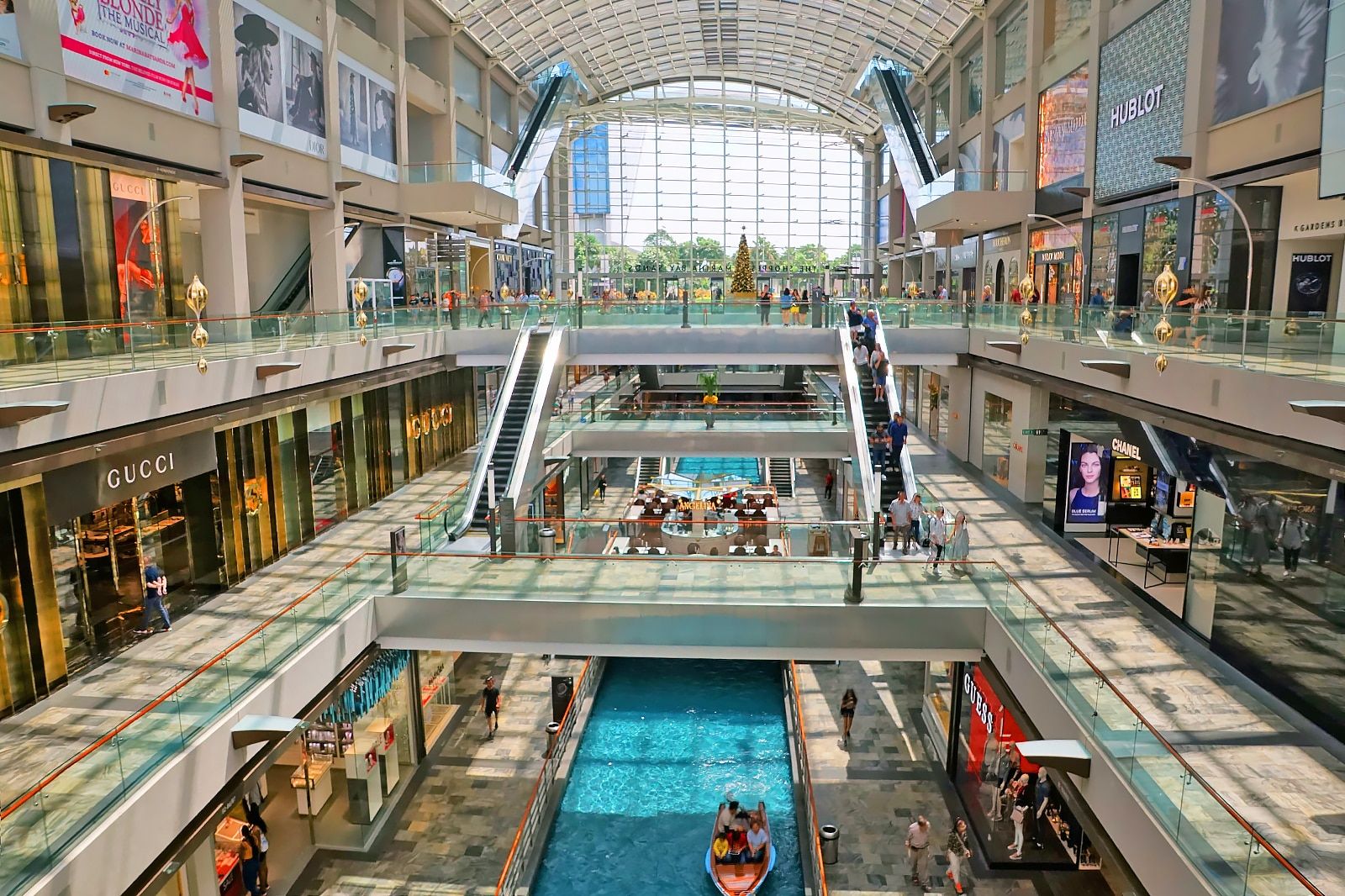 Best Shopping Experiences in Singapore