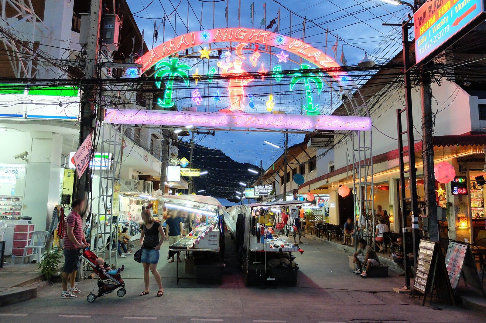 Lamai Night Plaza in Koh Samui