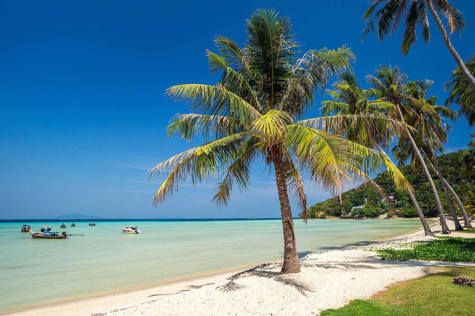 Loh Bagao in Koh Phi Phi Don