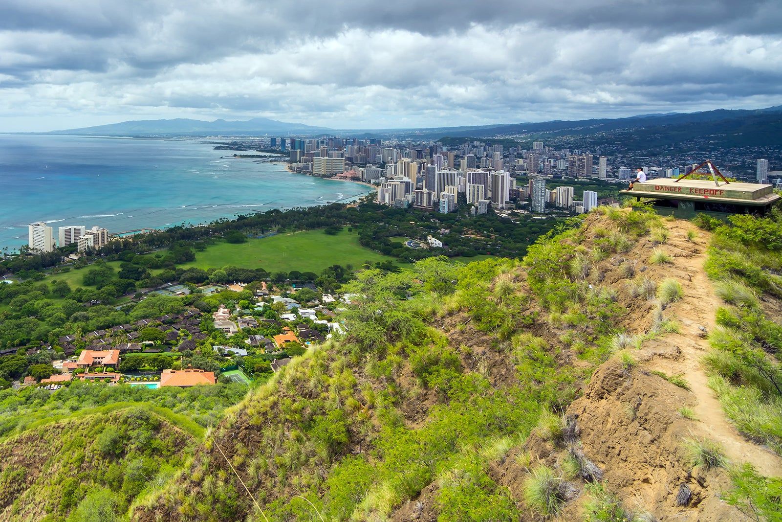 Diamond Head Crater Hike