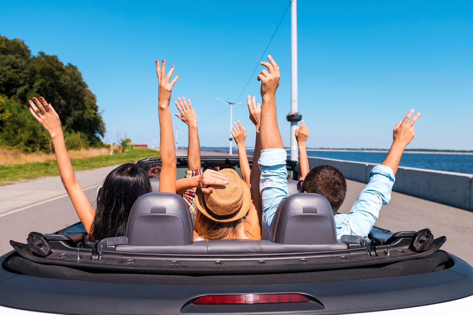 Ways Everyone Can Save the World While Traveling