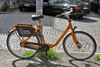 Foto de <a href="https://commons.wikimedia.org/wiki/File:Mietfahrrad_von_Donkey_Republic_in_Freiburg.jpg" target="_blank" rel="noreferrer">Andreas Schwarzkopf</a> (<a href="https://creativecommons.org/licenses/by-sa/3.0/" target="_blank" rel="noreferrer">CC BY-SA 3.0</a>) modificada