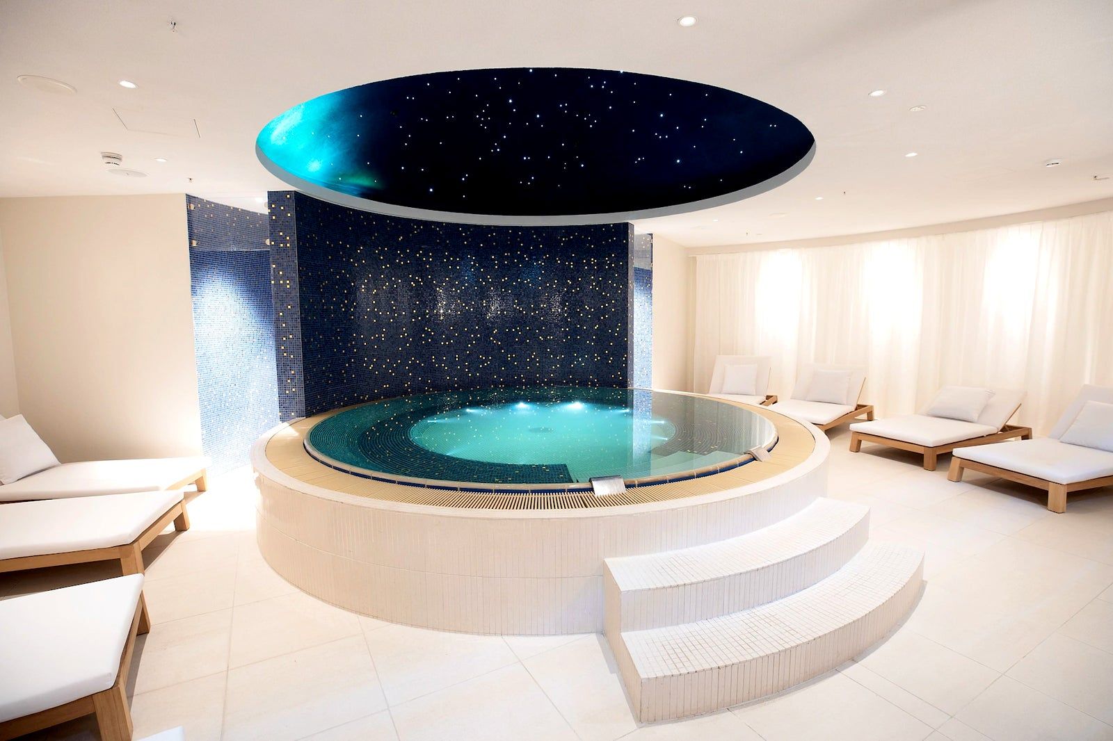 10 romantiske ideer til bryllupsreise i Trondheim