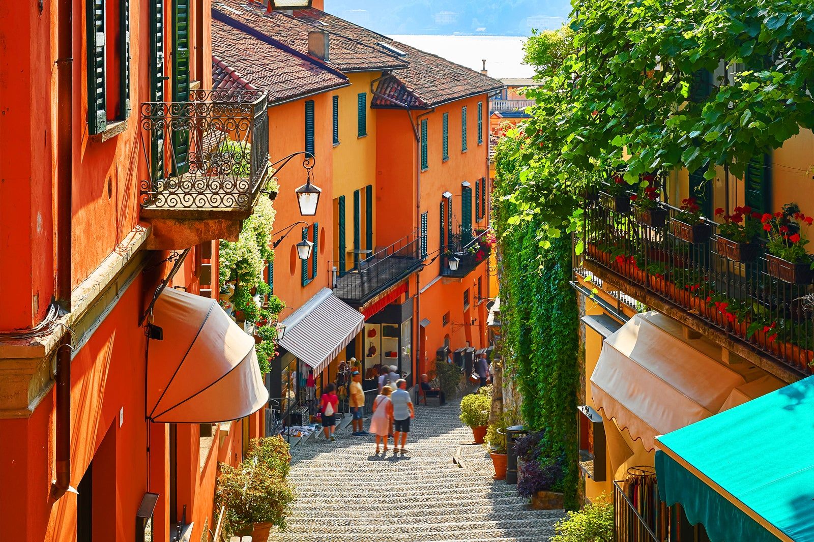 Best Places to Go Shopping in Como