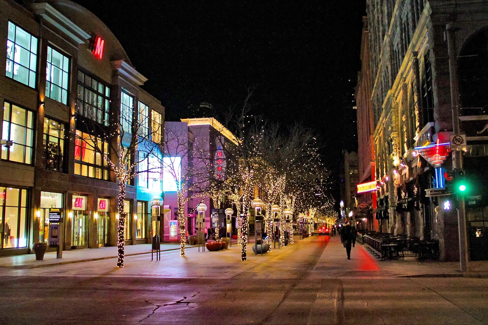 Best Things to Do After Dinner in Denver