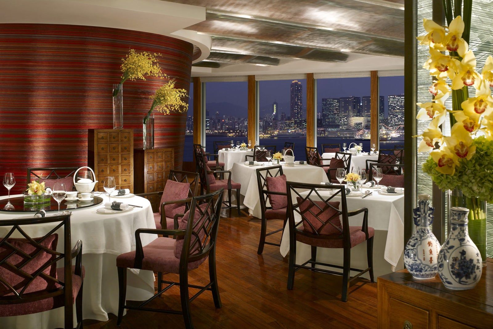 Lung King Heen at Four Seasons Hong Kong