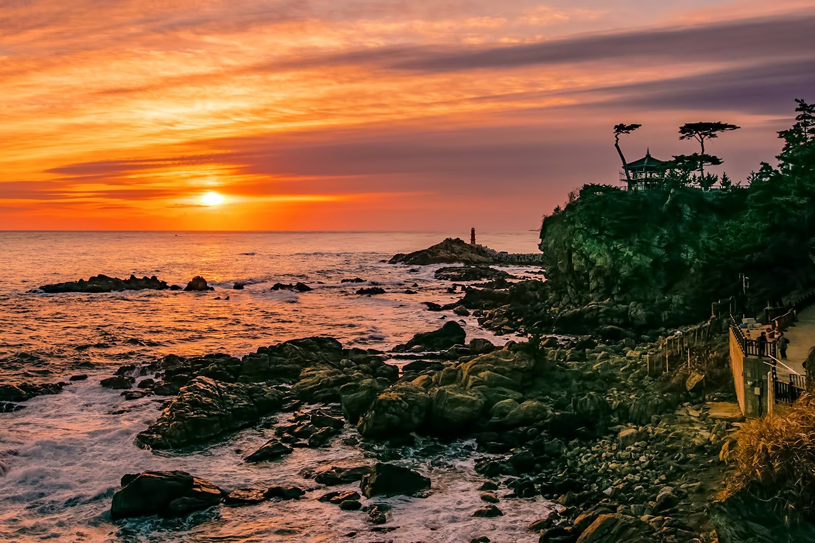 10 Best Things to Do After Dinner in Yangyang