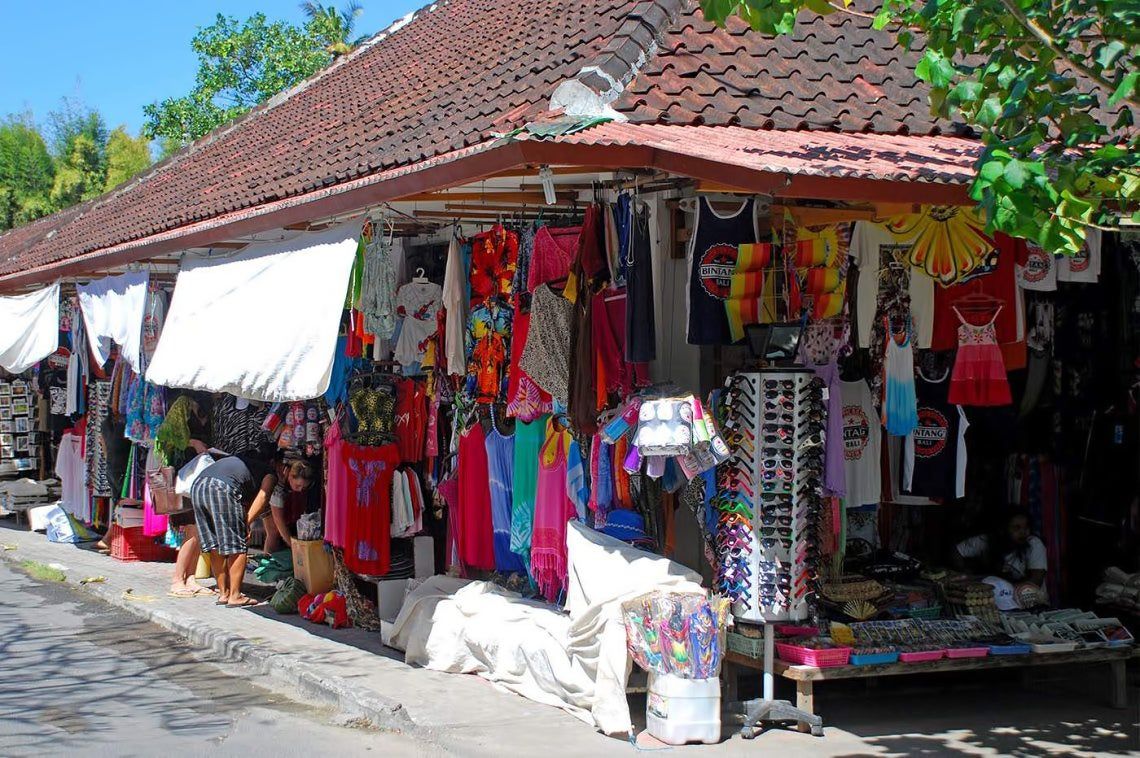 Jalan Pantai Mengiat - Shopping Street in Nusa Dua, Bali