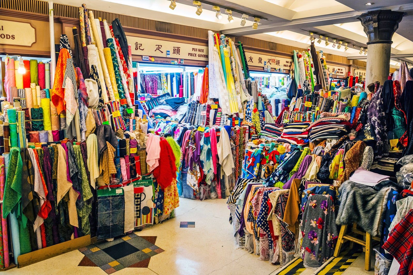 Best Places to Go Shopping in Hong Kong Island