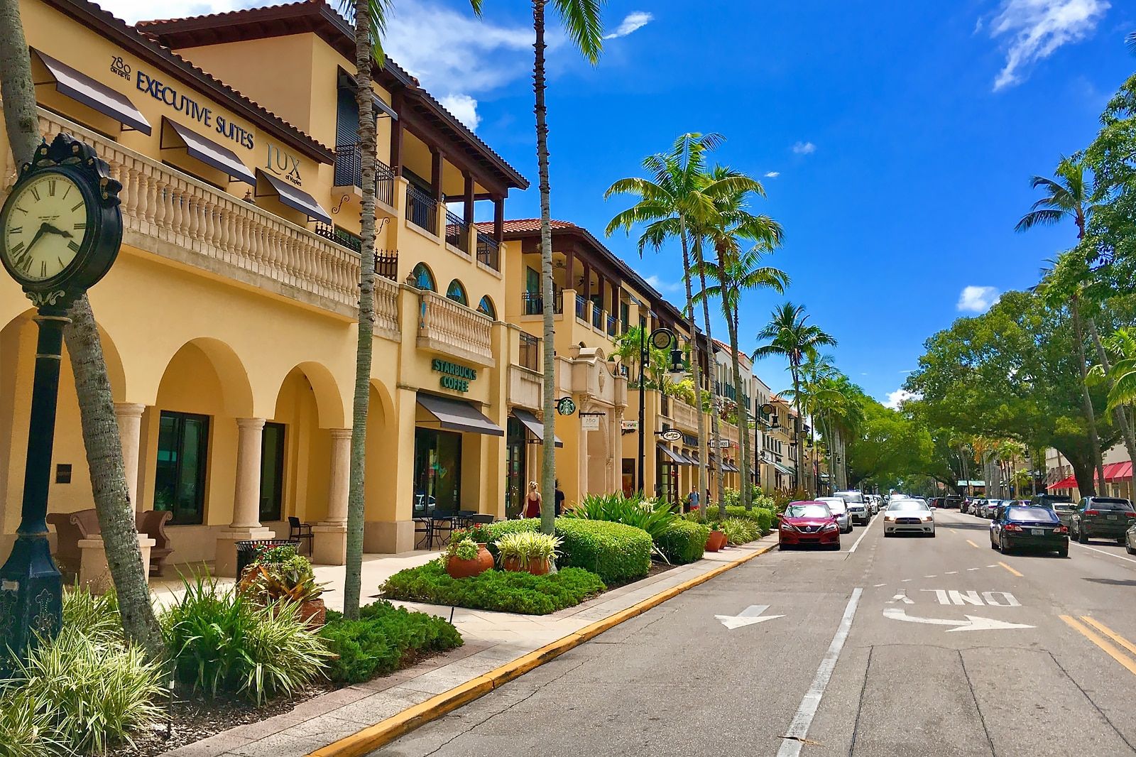 Best Places to Go Shopping in Naples