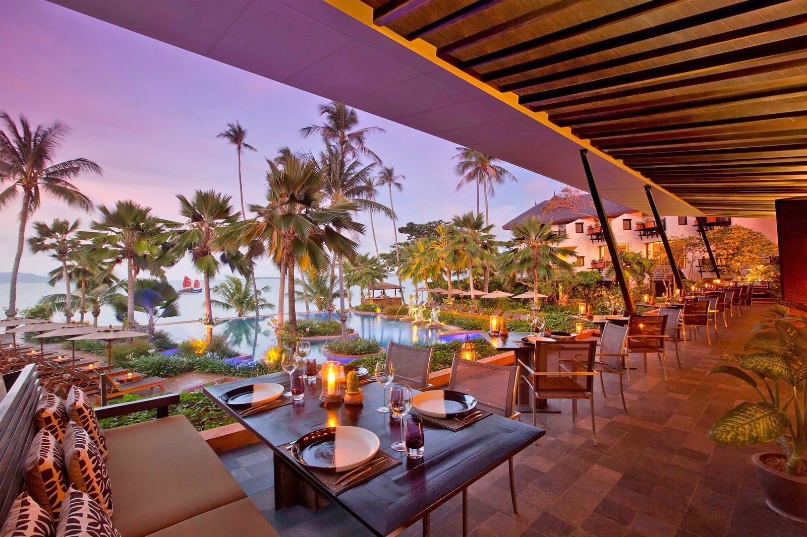 Full Moon Restaurant in Koh Samui