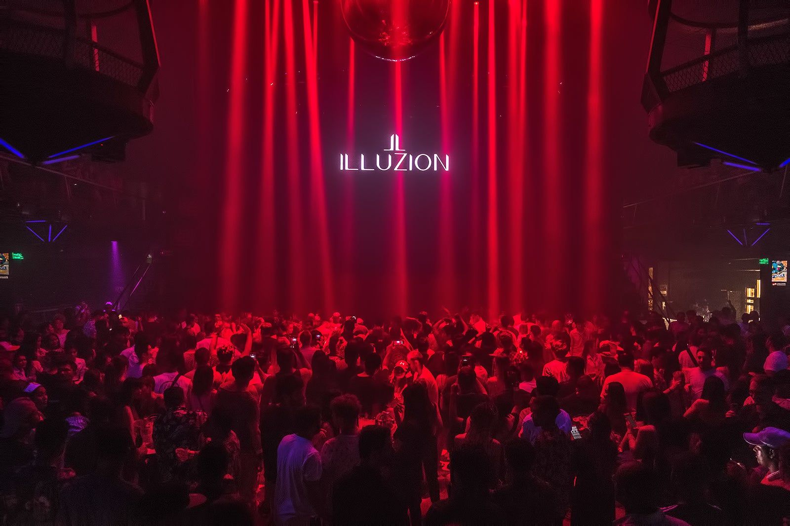 Illuzion Club & Discotheque Phuket
