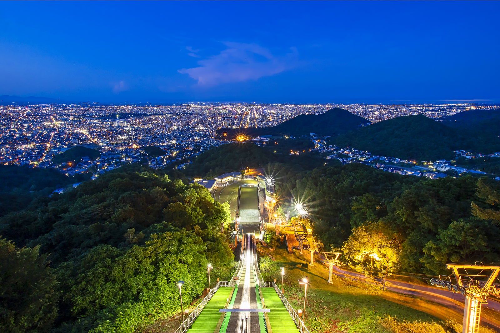 札幌の大倉山展望台