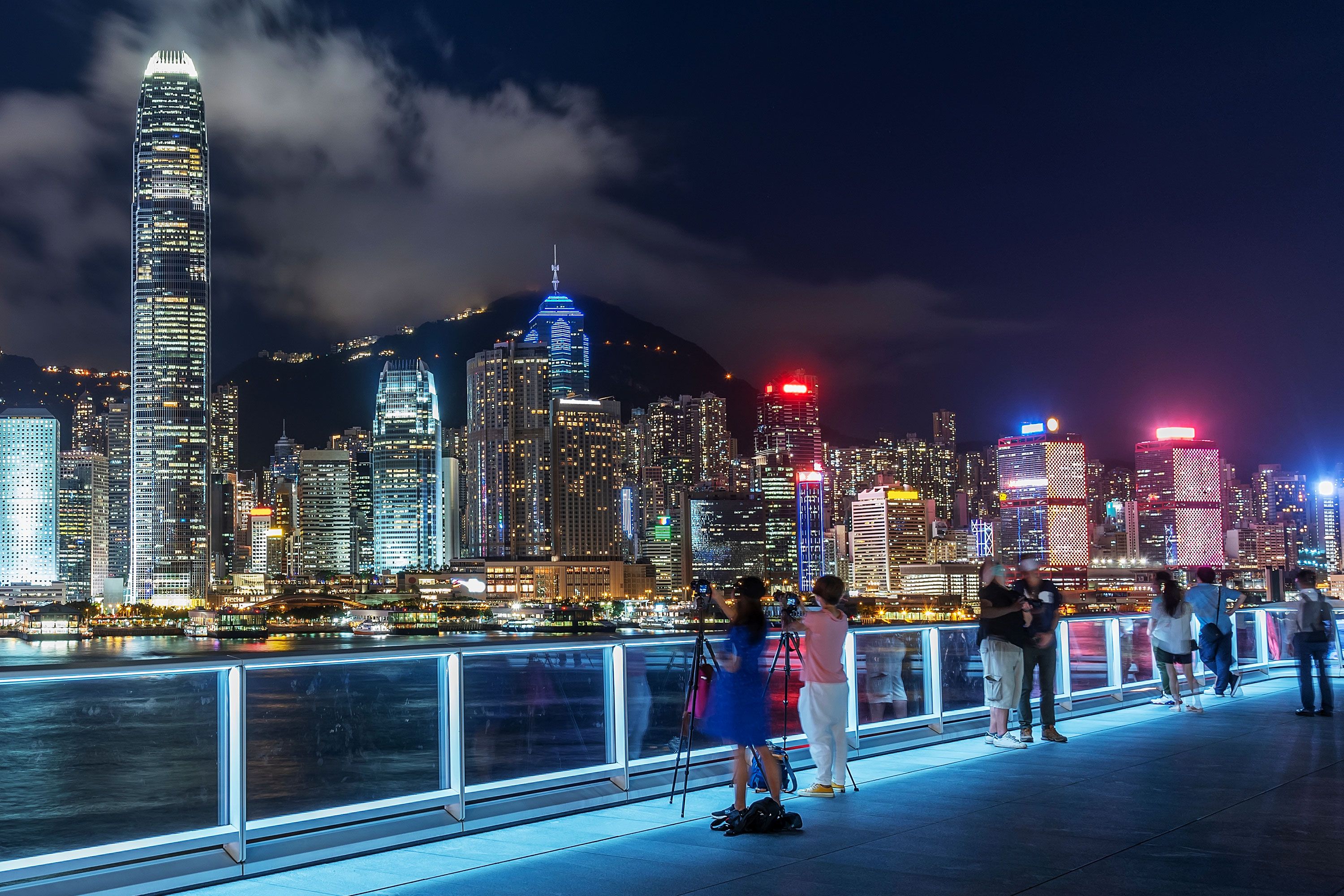 Best Nightlife Experiences in Hong Kong