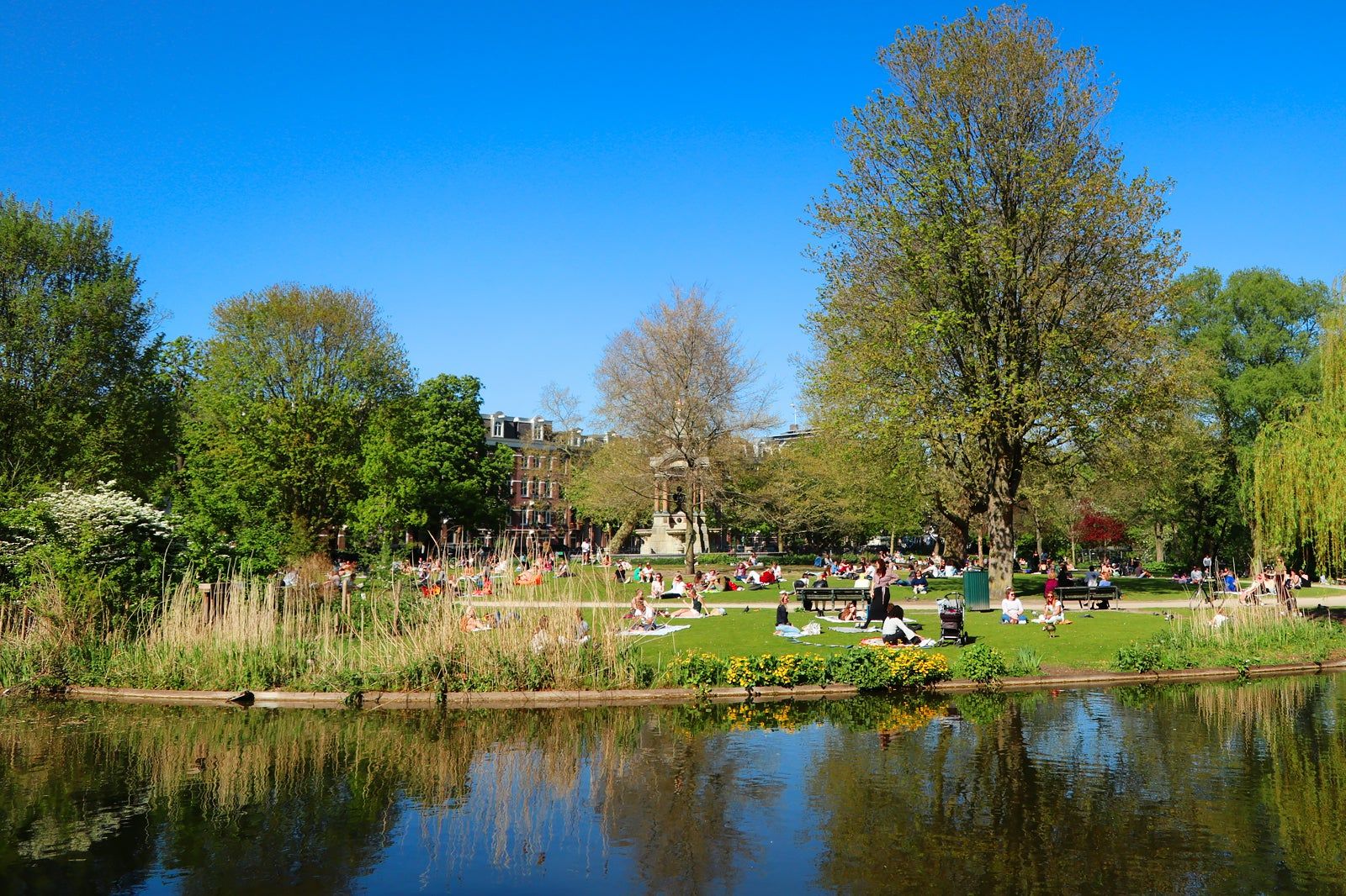 Sarphatipark in Amsterdam