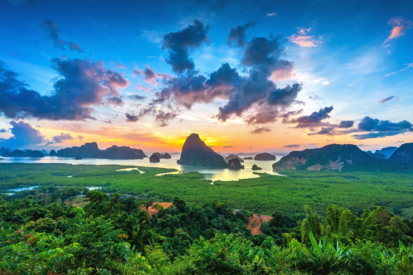 Samet Nangshe Viewpoint in Phang Nga