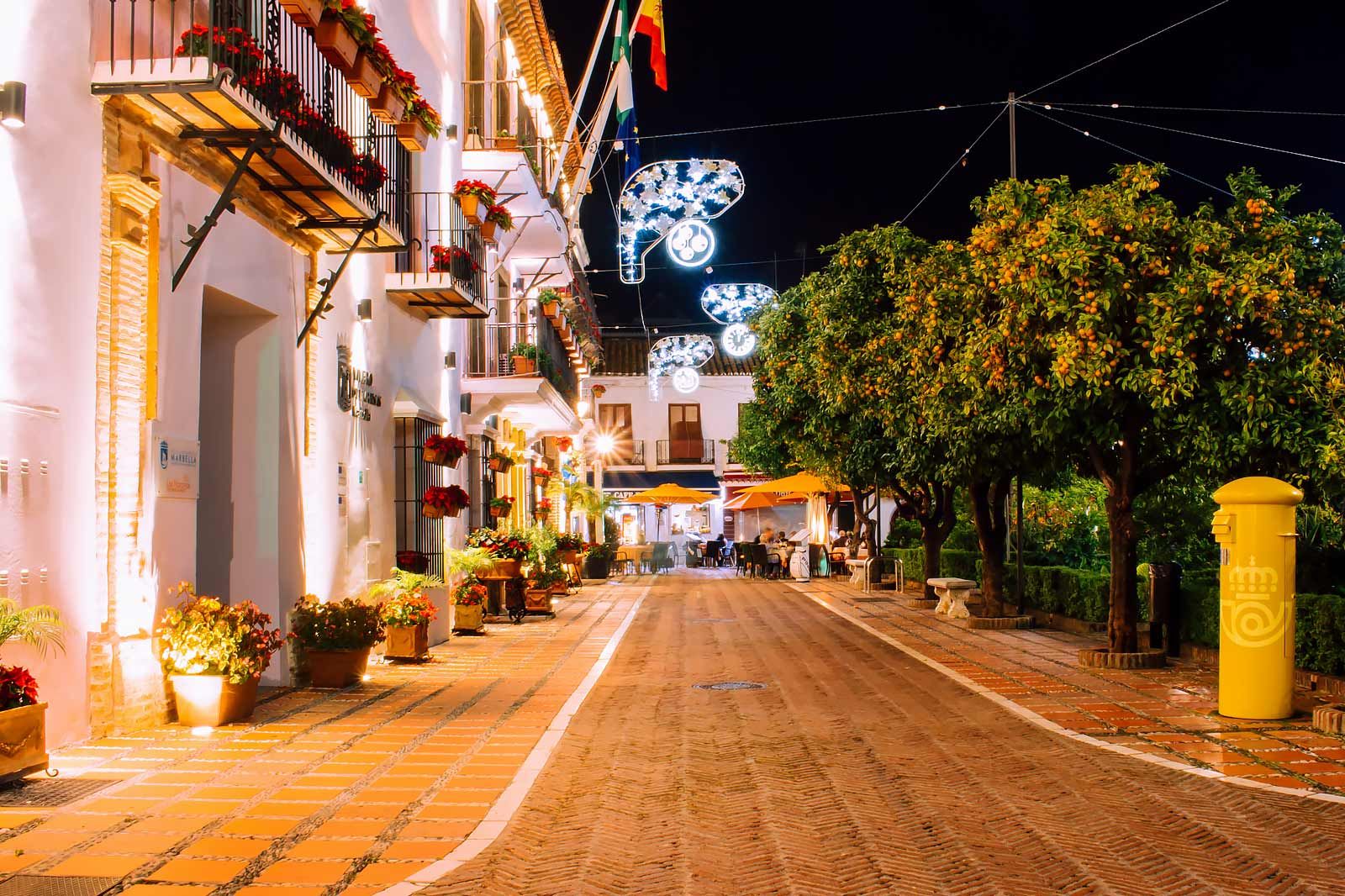 Best Things to Do After Dinner in Marbella