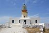 Foto di <a href="https://commons.wikimedia.org/wiki/File:Faro_Armenisti_a_Mykonos.JPG" target="_blank" rel="noreferrer">Francesco Fallica</a> (<a href="https://creativecommons.org/licenses/by-sa/2.5/" target="_blank" rel="noreferrer">CC BY-SA 2.5</a>) modificata