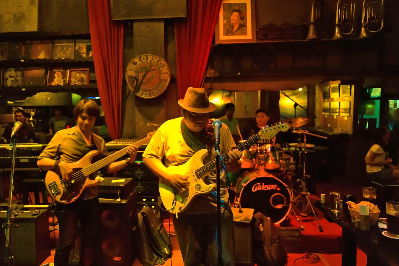 Saxophone Bar Bangkok