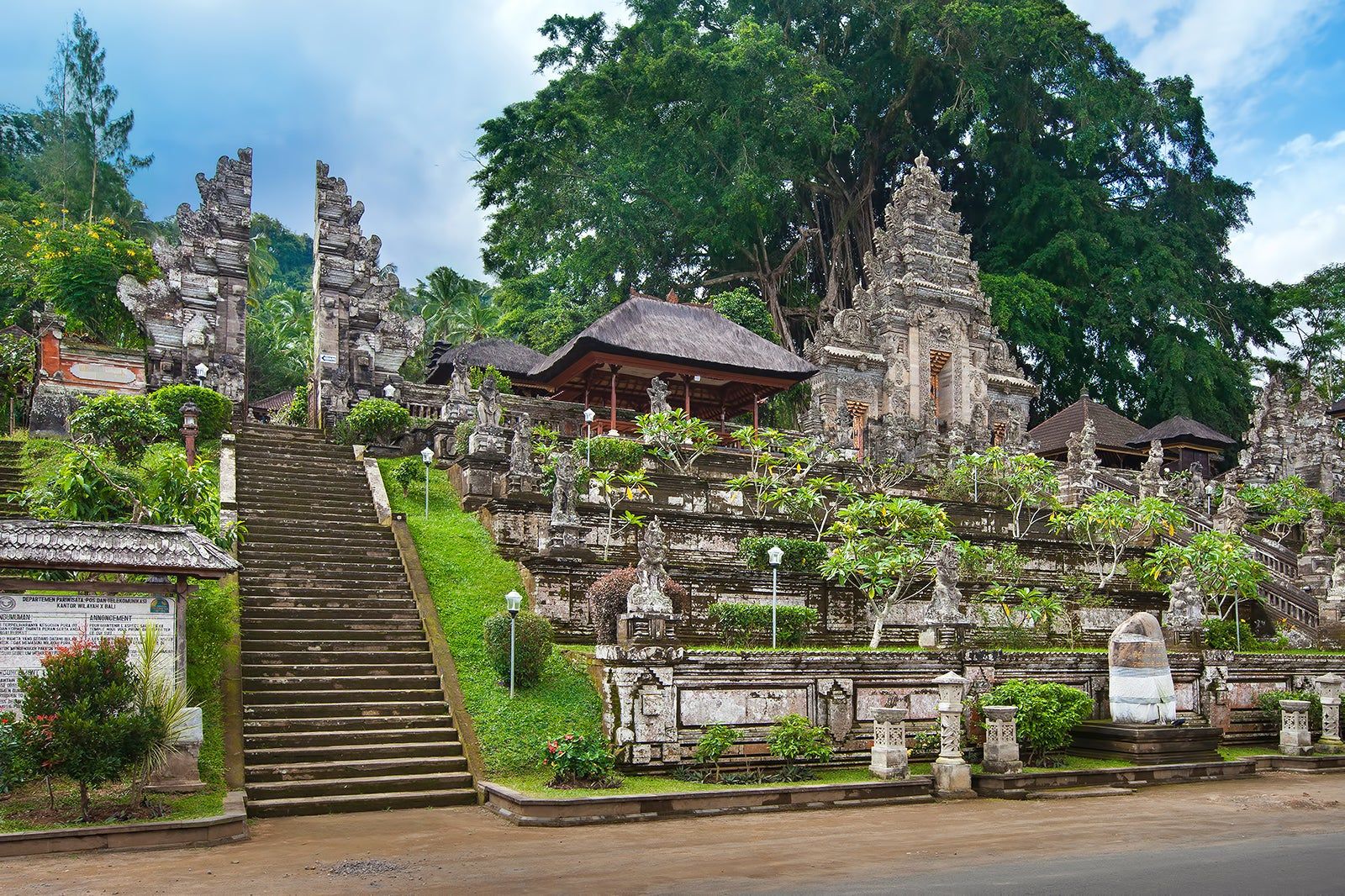 Kehen Temple in Bangli - Ancient Temple in East Bali