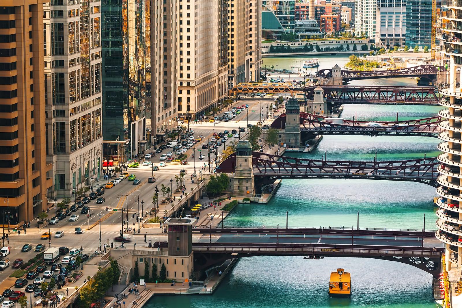 10 Best Places to Go Shopping in Chicago