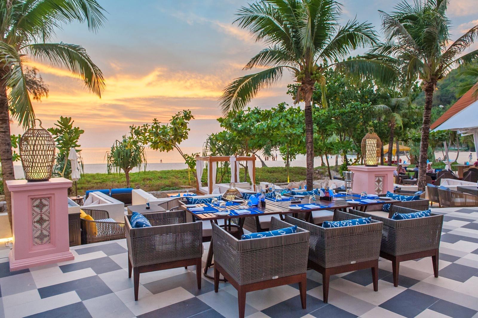 Best Restaurants in Karon Beach, Phuket