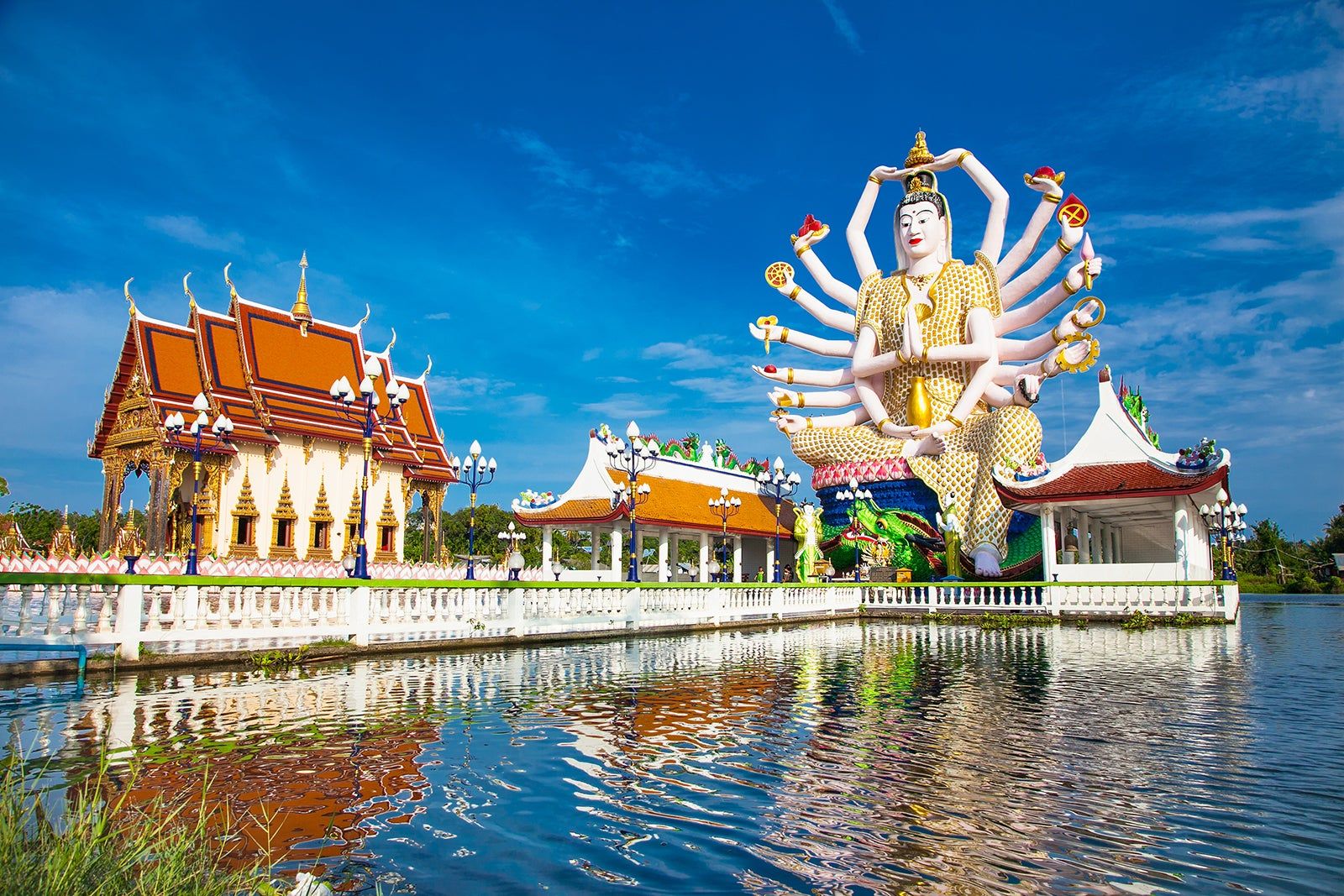 Wat Plai Laem in Koh Samui