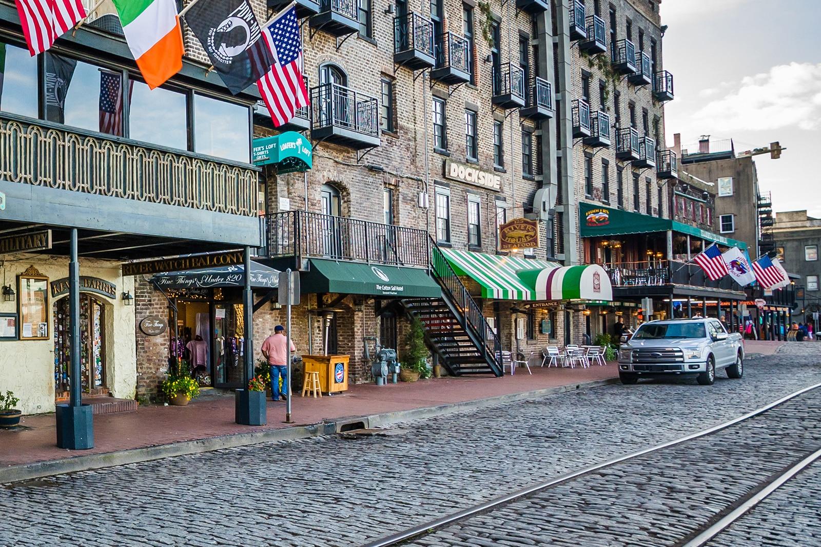 Best Places Locals Love to Eat in Savannah