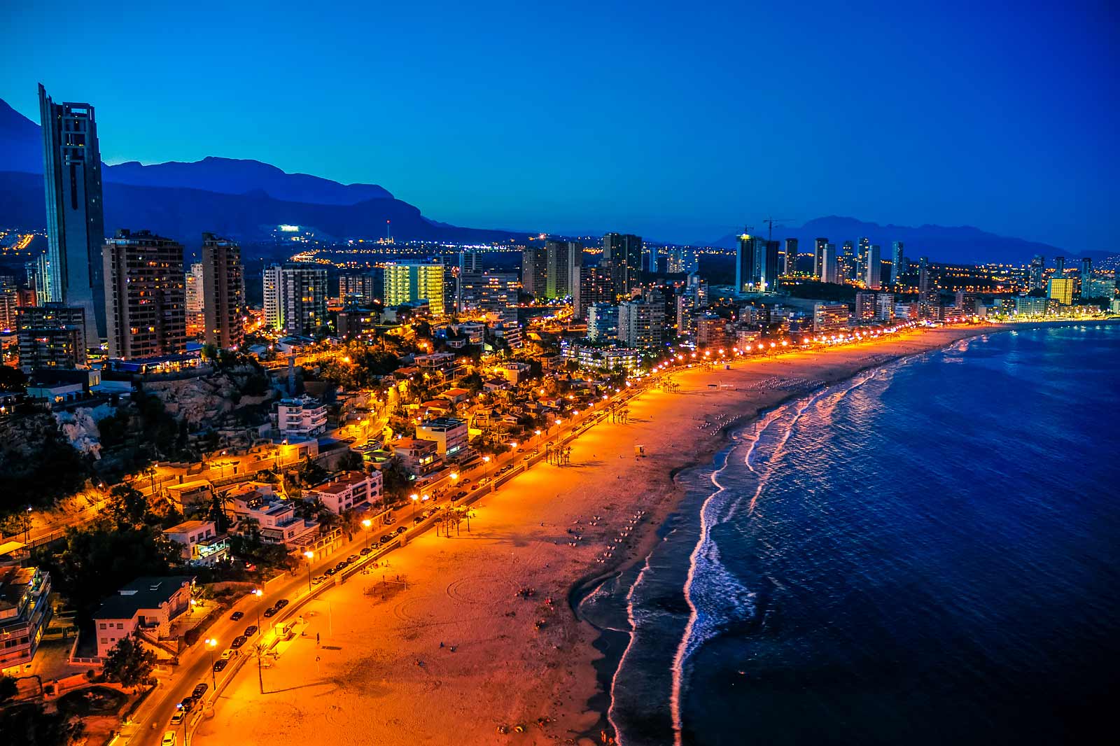 Best Things to Do After Dinner in Benidorm 