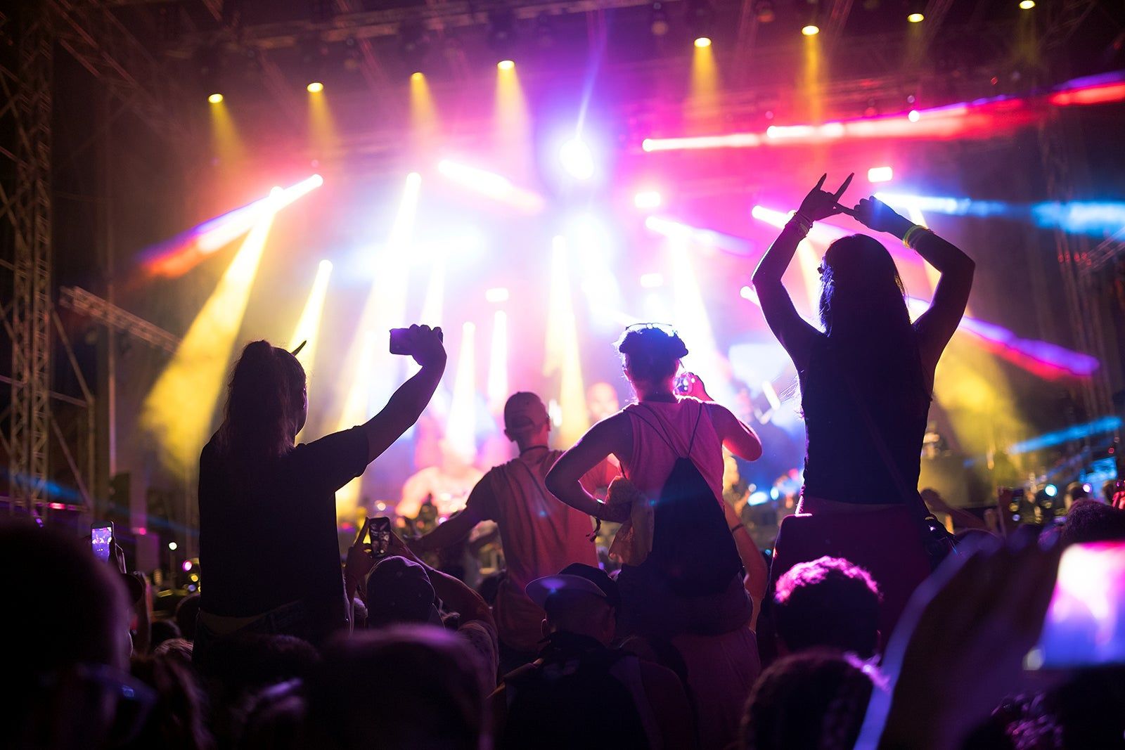 Best Bars, Live Music, and Nightclubs in Daytona