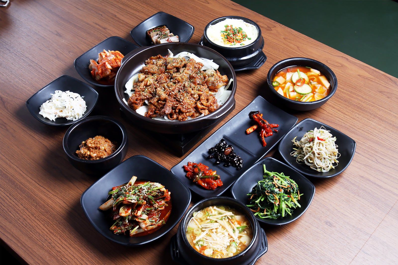 Food and Dining in Goseong