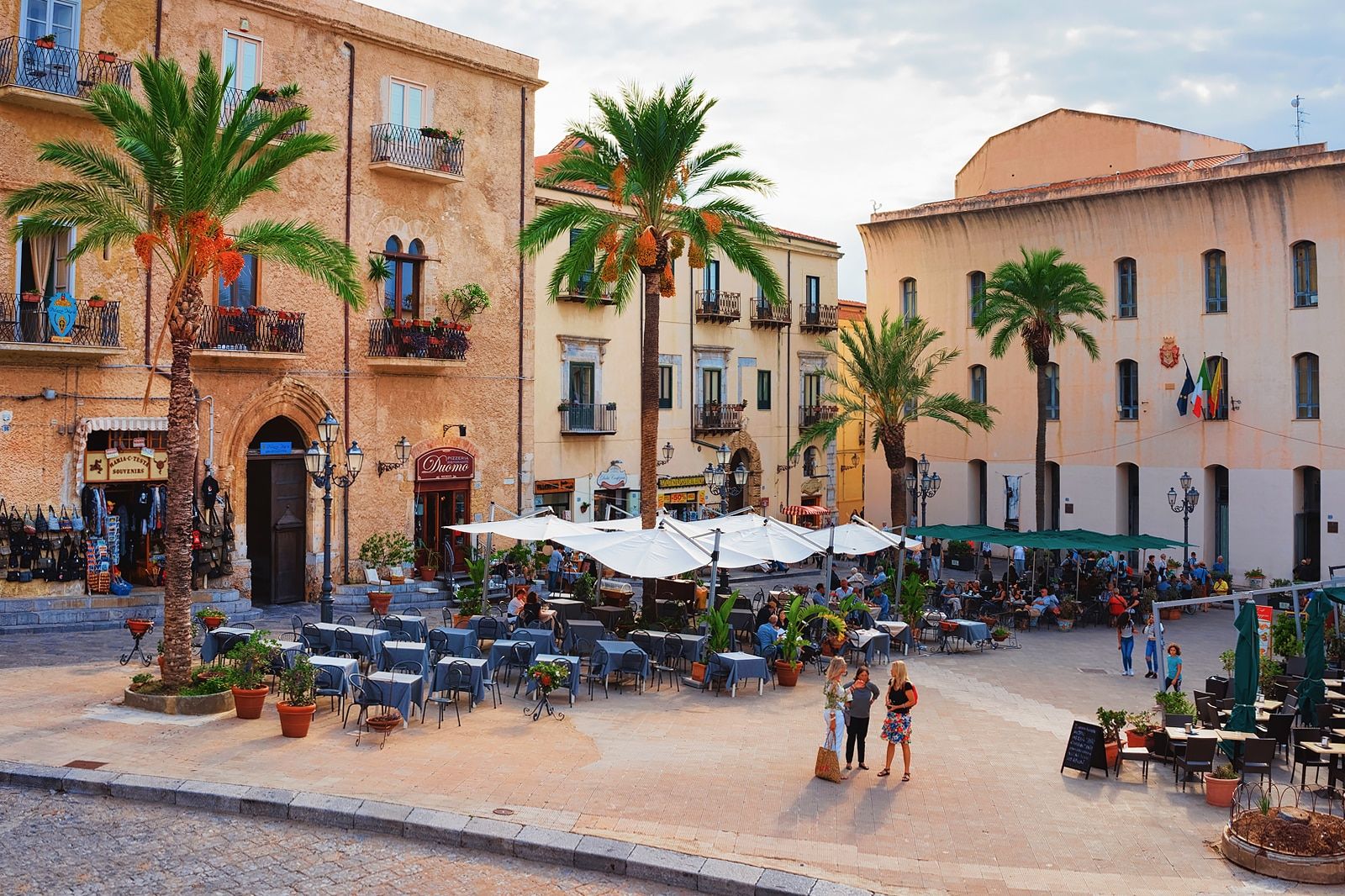 Food and Dining in Sicily