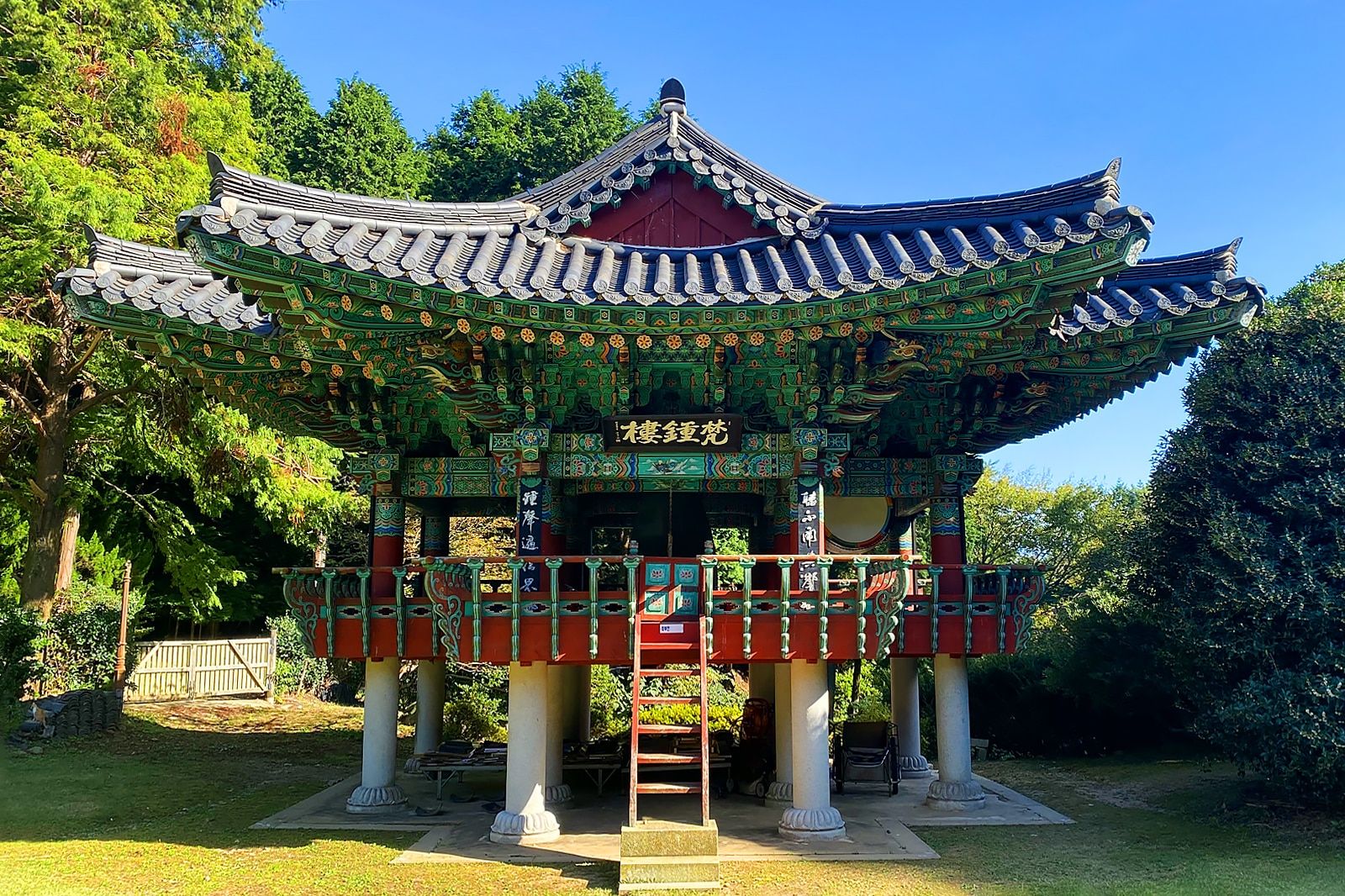 5 Best Shrines and Temples in Tongyeong