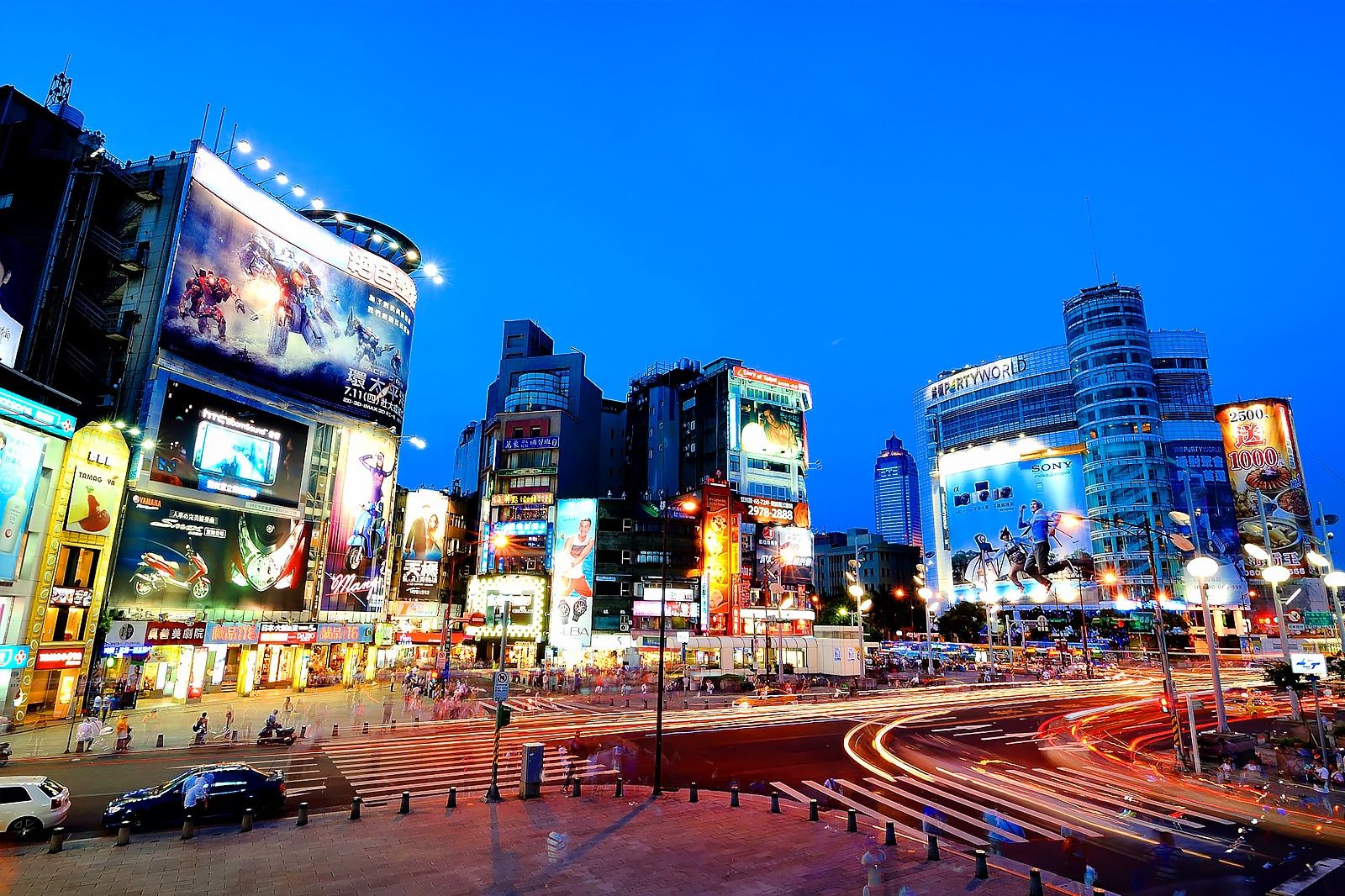 Best Places to Go Shopping in Taipei