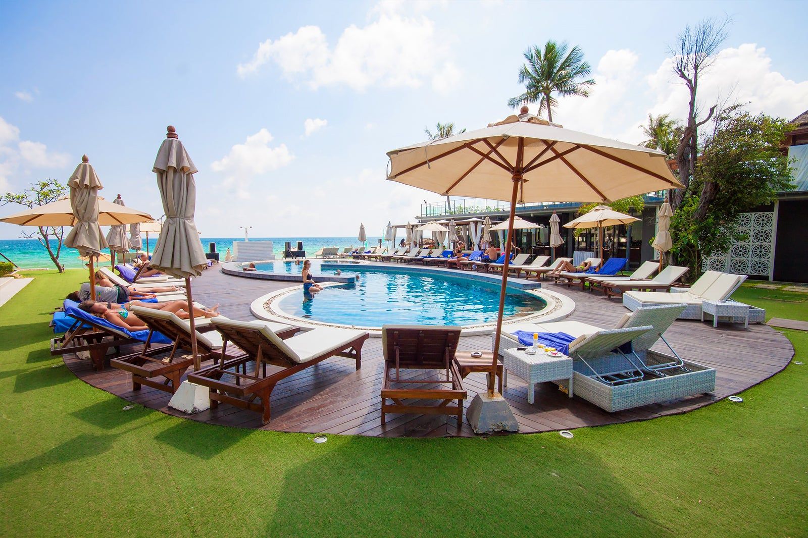 KC Beach Club in Samui