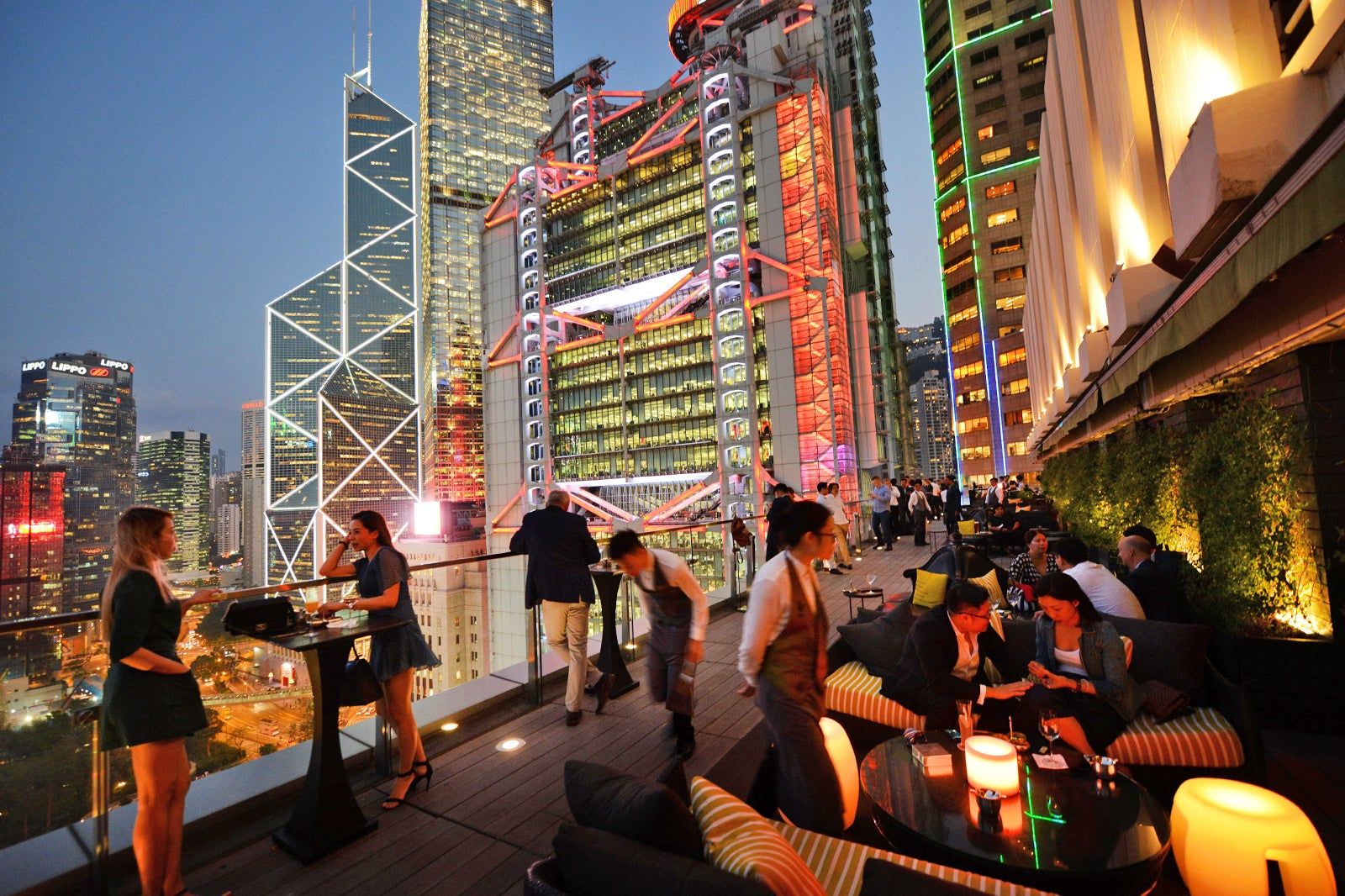Best Rooftop Bars in Hong Kong
