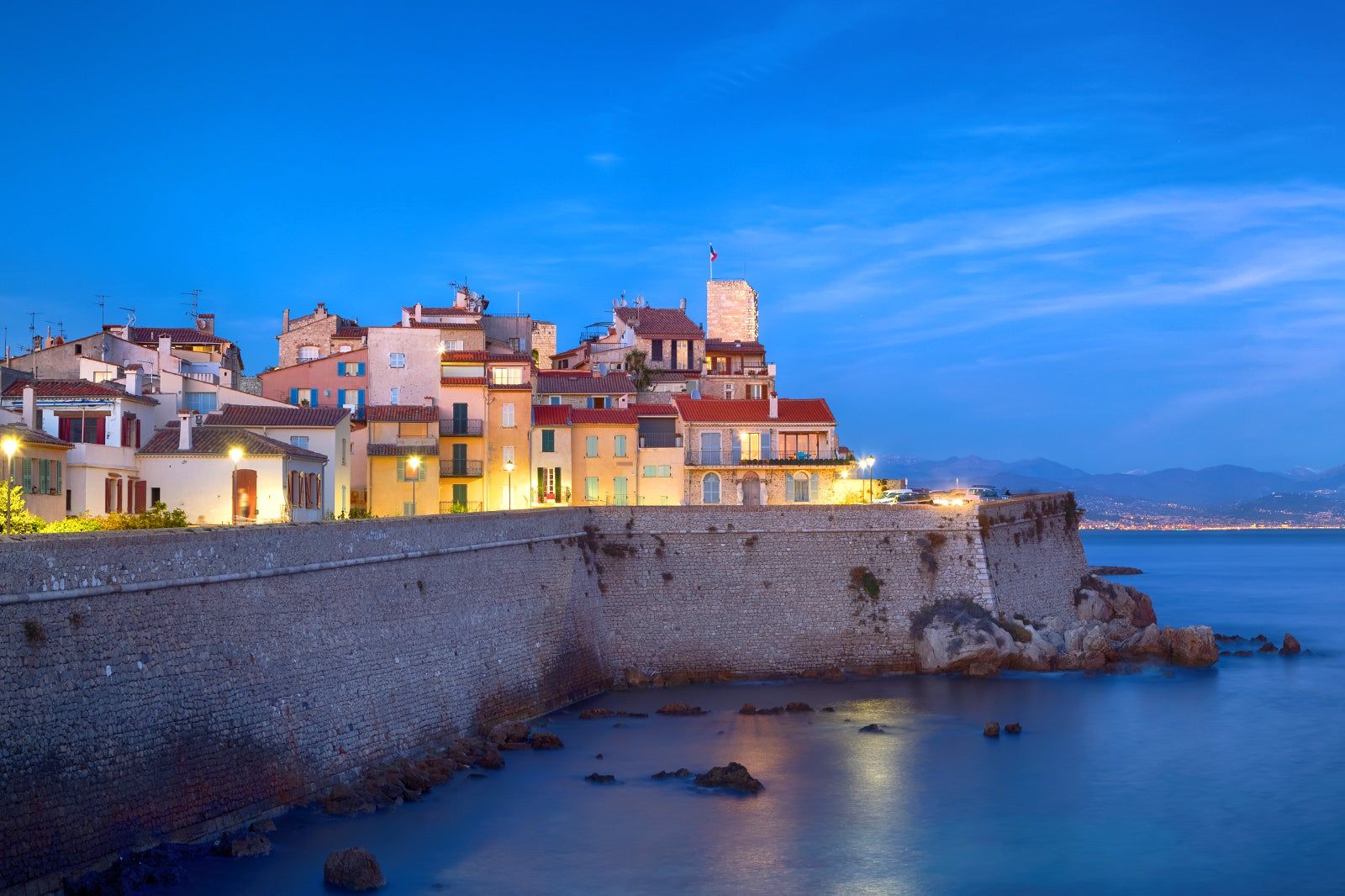 Best Things to Do After Dinner in Antibes