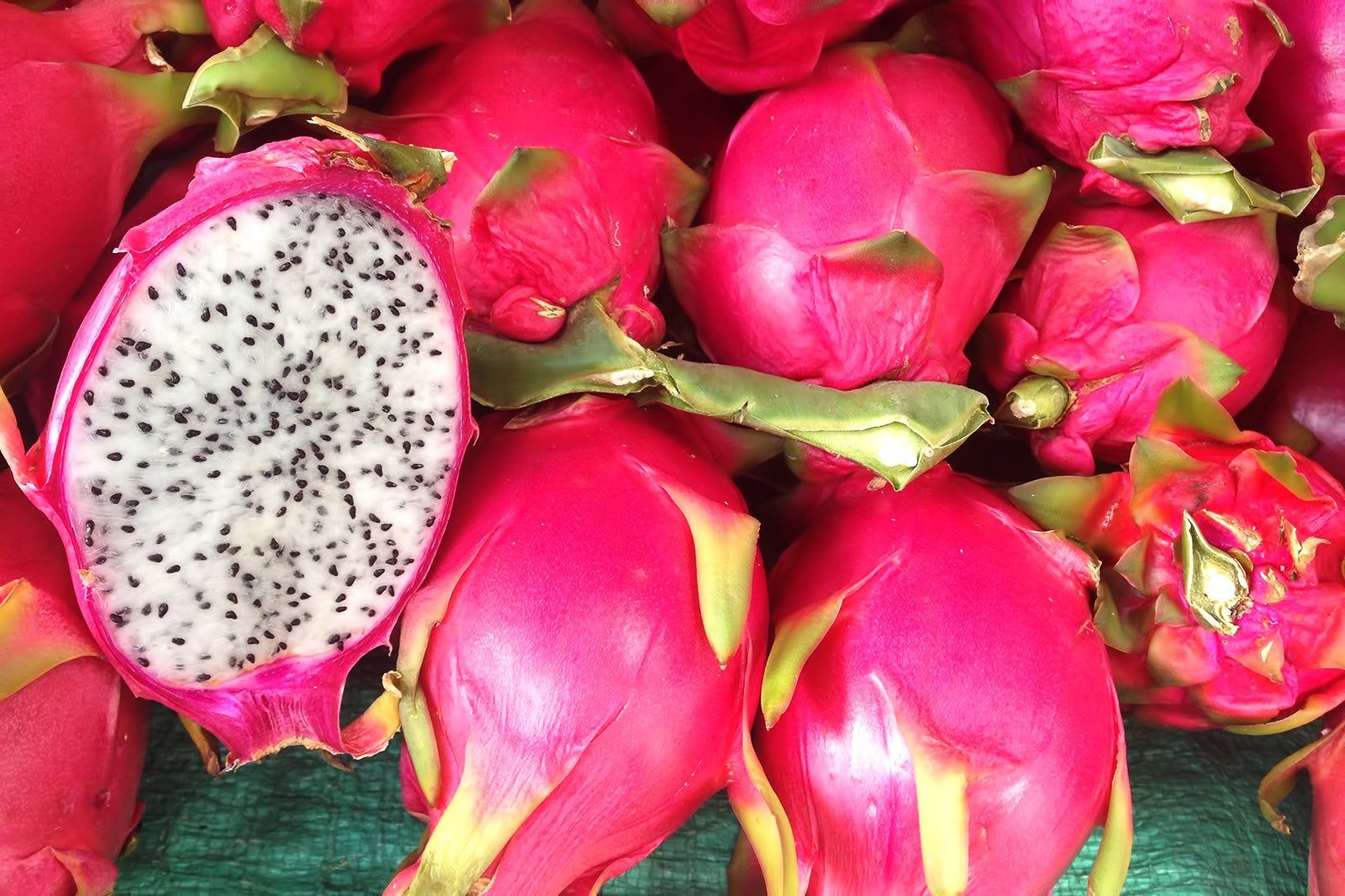 Legazpi Sunday Market in Makati